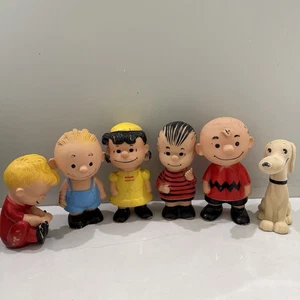 6 Peanuts Hungerford Puppen, 1961 Lucy Pig-Pen Linus Charlie Brown Vinyl Puppen - Bild 1 von 24