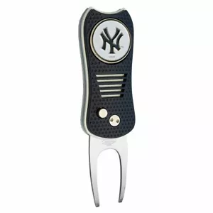 New York Yankees Switchblade Divot Tool with ball marker magnet attach - Picture 1 of 1