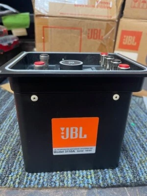 Redes de división de frecuencia JBL 3110-A (par) TOTALMENTE NUEVAS Foto 1 de 3