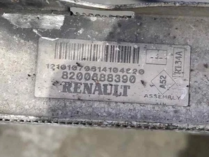 8200888390 radiador de agua para RENAULT CLIO III IMUSIC CONFORT 2007 586055 - Picture 1 of 15