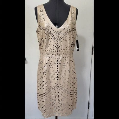 NUEVO VESTIDO DE CUERO VEGANO IMITACIÓN ORO NACARADO SHELLI SEGAL CORTE LÁSER FORRADO 10 Foto 1 de 4