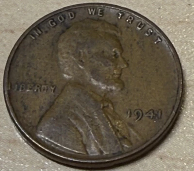 1941 Lincoln Wheat Penny No Mint Mark One Cent - Image 1 of 2