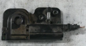 Heckklappenschloss Kofferraumschloss VW Touareg 7L 7L0827511E - Bild 1 von 2