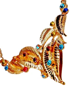 NECKLACE Betsey Johnson V Shaped LEAVES Multicolor CRYSTALS Gold Tone DRESSY NWT - Picture 1 of 6