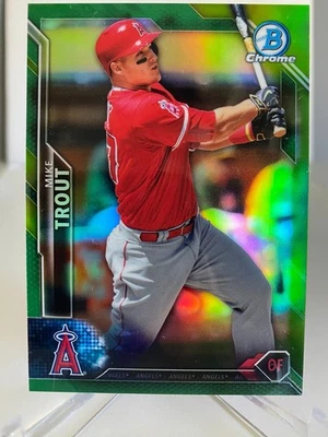 2016 Bowman Chrome 'Green Refractor' Mike Trout #1 serial'd 28/99 - Image 1 of 3