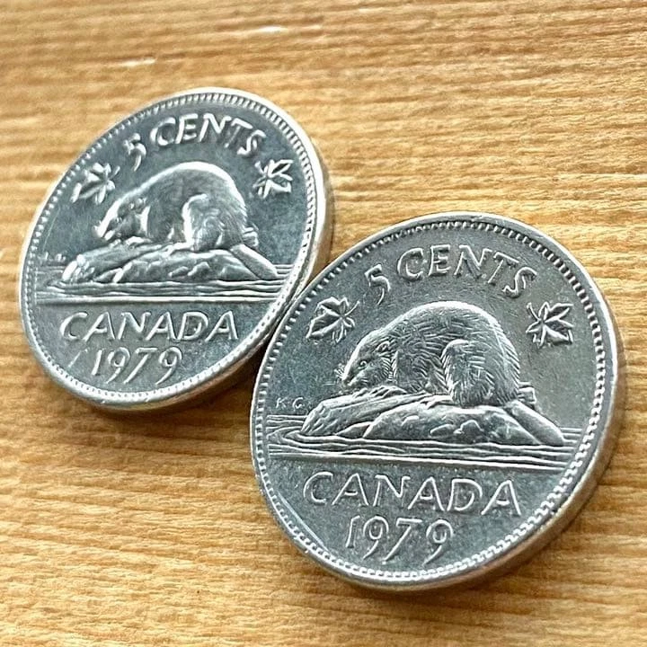 Royal Canadian Mint 1979 Canadian Nickel Beaver (2 pieces) Canada - Image 1 of 4