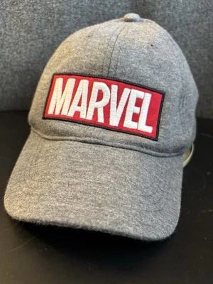 Gorra de béisbol Marvel Avengers gris juvenil Snapback ajustable desde el GAP Foto 1 de 4
