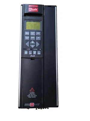 DANFOSS VLT 5006 PT5B20STR3DLF00A00 -Frequenzumrichter - Bild 1 von 2