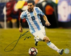 Lionel Andrés Messi Signed Autographed 8x10 Argentina FIFA World Cup SSC COA - Picture 1 of 6