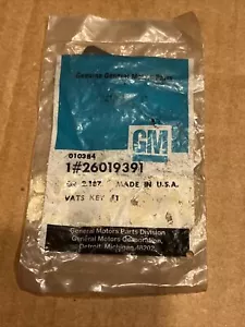 NOS Genuine GM Key 26019391 - 1994-96 DeVille Cadillac - Picture 1 of 2