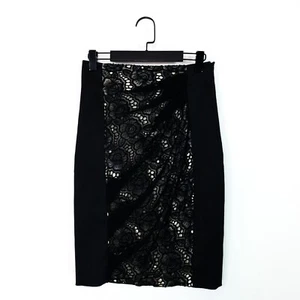 Karen Millen Black Cream Floral Lace Panel Wool Blend Pencil Skirt - Size 10 - Picture 1 of 21
