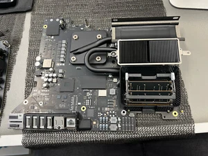 iMac 27" 2020 - 256GB - 8GB - Radeon Pro 5300 - motherboard New Pulled - Afbeelding 1 van 2