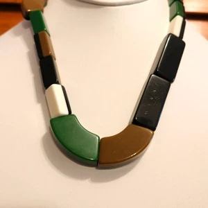 Collar de cuentas de resina gruesa MARNI para H&M negro marrón verde declaración 2012 Marni - Imagen 1 de 9