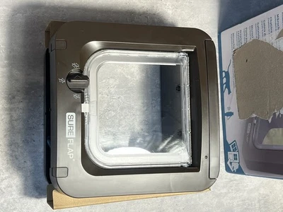 Sure Petcare SureFlap Microchip Cat Flap RFID Collar Tags Microchip Compatible - Image 1 of 4