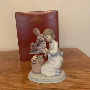 Lladro 6671 Ringing In The Season Figur mit Originalkarton Night Before Xmas Coll. - Bild 1 von 24