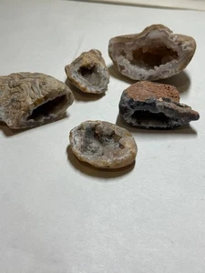 CINCO PEQUEÑAS GEODAS DE CRISTAL - Imagen 1 de 8