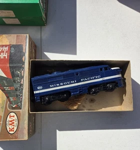 KMT O Gauge Missouri Pacific Blue Alco Diesel Locomotive NM Vintage - Picture 1 of 8
