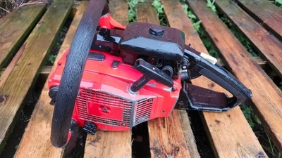 Motosierra Shindaiwa 500 para piezas o reparación se vende tal cual Foto 1 de 4