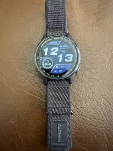 Garmin Approach S50 Golf GPS Watch - Picture 1 of 4
