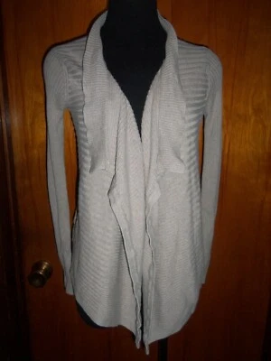 Suéter Cárdigan Victoria's Secret Moda International Beso de Cachemira Tostado XS Foto 1 de 4