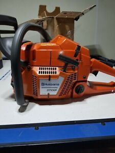 Husqvarna 372xp chainsaw.Non Xtorq! Made for foreign markets or the collector.