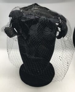 VTG 1940’s Grannycore Black Lace & Velvet Bow w’ Leaves Hat Fascinator Headpiece