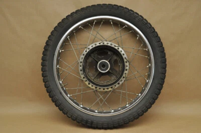 Conjunto de piñón de cubo de llanta trasera de colección OEM Yamaha YDS2 YDS3 YDT1 YM1 94418-18026 Foto 1 de 4