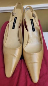 Bruno Magli Tan Leather Slingback Pumps Size 8.5 - Picture 1 of 11
