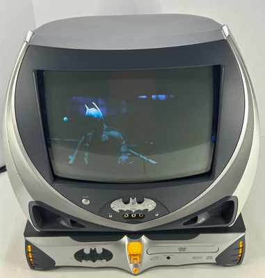 Batman Color CRT TV & DVD Player 13"  Vintage Retro Gaming Front A/V Ports Rare - Image 1 of 4