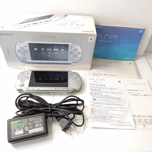 Portátil Sony PSP-2000 Ice Silver PlayStation Excelente Estado - Imagen 1 de 10