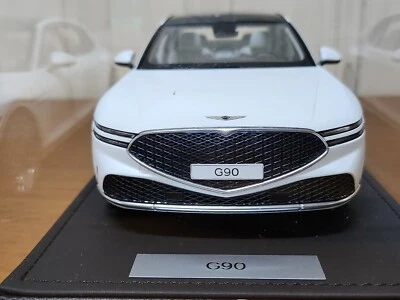 1:18 MR Collection Hyundai Genesis G90 White 500PCS Limited Edition(w/ Case) - Image 1 of 4
