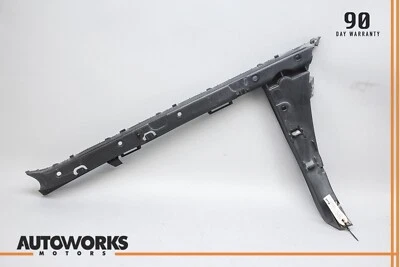 04-09 Soporte de montaje de parachoques trasero izquierdo Jaguar X350 XJ8 XJR Vanden Plas OEM Foto 1 de 4