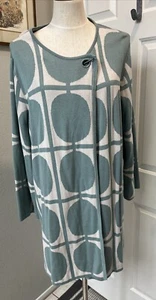 MarlaWynne Nuevo con Etiquetas SoftKNIT Topper Cárdigan Suéter Abrigo Espuma de Mar Verde y Crema - Imagen 1 de 10