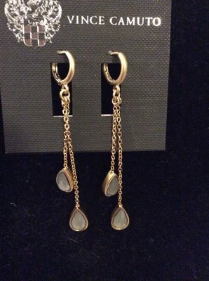 Pendientes colgantes Vince Camuto verde lágrima $38 de colección Solitary Girl #153 Foto 1 de 2