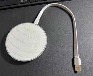AT&T 10W QC3.0 Pad di ricarica wireless ricarica rapida modello 06122 bianco - Foto 1 di 2