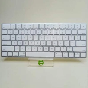 Apple Magic Keyboard Silver MLA22LL/A - Picture 1 of 4