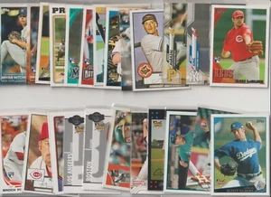 TOPPS MIXED YEARS 30 CARD LOT RC'S ALL SCANNED - Picture 1 of 5