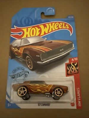 Camaro Hot Wheels HW Flames Brown 67 2020 1 Foto 1 de 4