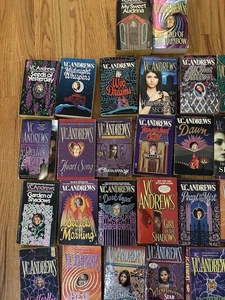 Lot Of 37 V.C. Andrews Paperback Books 14 Keyhole - Picture 1 of 4