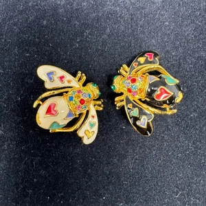 JOAN RIVERS Bee Pins Vintage Hearts of Love Signed Estate Brooch Set Black White - Picture 1 of 7