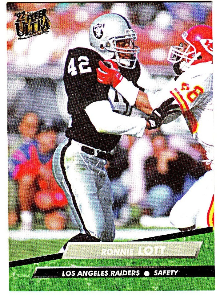1992 ULTRA #195 RONNIE LOTT Los Angeles Raiders Football Card - Image 1 of 1