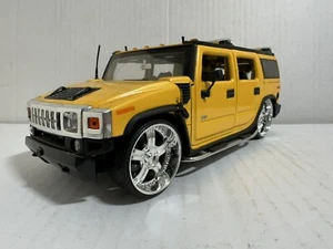 JADA DUB HUMMER H2 AMARILLO MODELO DIECAST 1:24 NUEVO SIN CAJA #519 - Imagen 1 de 13