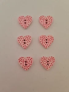 6 light pink spotted heart shaped wooden buttons 15 mm - Picture 1 of 1