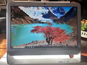 Sony VAIO PCG-2F2L AiO VGC-JS160J Pentium Core 2.5GHz 4GB RAM 450GB HD Win 10 - Picture 1 of 8