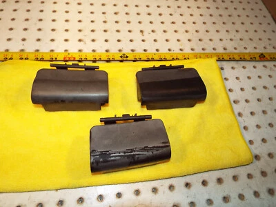 Alfa Romeo 1995 164 Quadfrigolio sedán cuartos inferiores plástico lateral OEM 3 cubiertas Foto 1 de 4