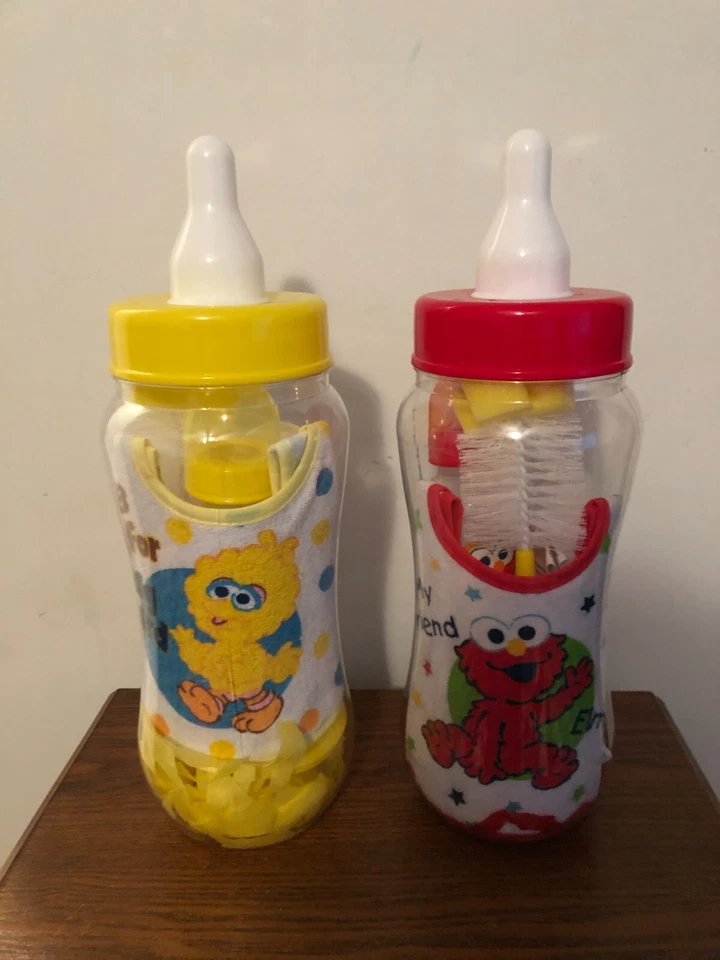 Juego de regalo banco biberón Sesame Beginnings - ELMO & BIG BIRD dos kits de 8 piezas para bebés Foto 1 de 1