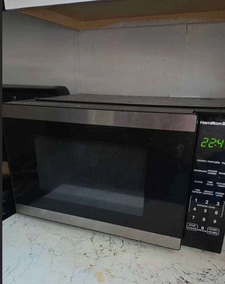 Horno microondas encimera Hamilton Beach 0,9 pies cúbicos, 900 vatios, acero inoxidable Foto 1 de 1