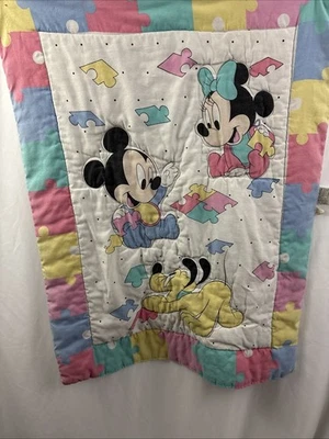 Manta Cuna Acolchada Bebé Dundee Disney De Colección Minnie Mickey Mouse Donald Daisy Foto 1 de 4
