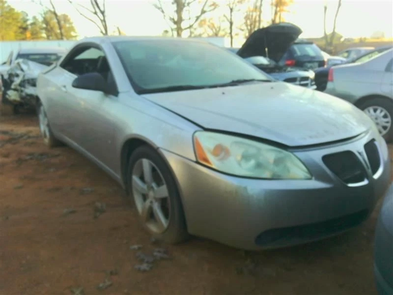 Passenger Right Front Spindle/Knuckle Fits 04-12 Pontiac G6 OEM - Image 1 of 4