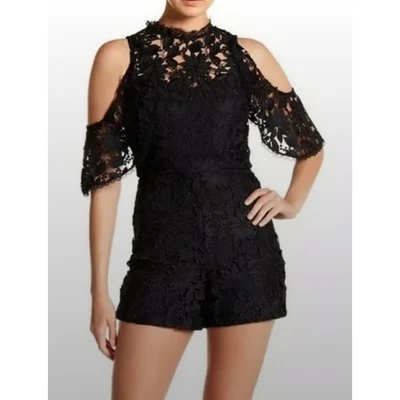 Alice + Olivia Negro Encaje Mameluco Pantalones Cortos Mono Hombro Frío Fiesta Cóctel 2  Foto 1 de 4